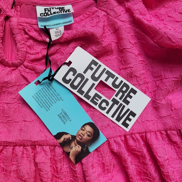 XL Textured Pink Square Tie Neckline Puffed Short Sleeve Top Future Collective - Picture 4 of 9